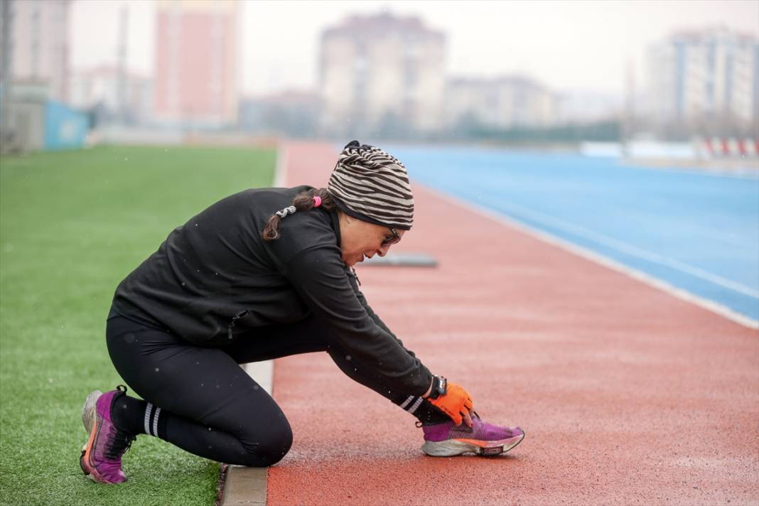 Yaşaması mucize olan öğretmen başarısıyla Konyalıların göğsünü kabartıyor 5
